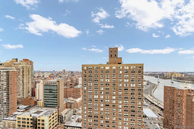 $3,995 | 340 East 93rd Street, Unit 8H | Upper East Side