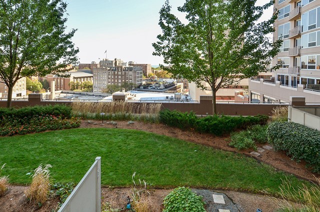 807 Davis Street, Unit 513 Evanston, IL 60201 - Photo 18 of 22