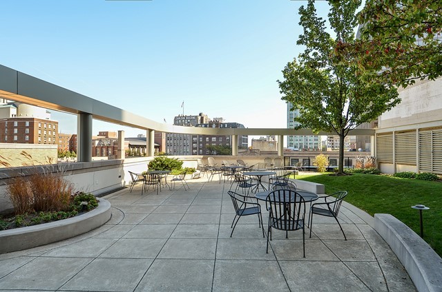 807 Davis Street, Unit 513 Evanston, IL 60201 - Photo 19 of 22