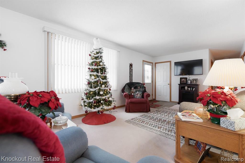 5720 Pinkerton Road Vassar, MI 48768 - Photo 7 of 41