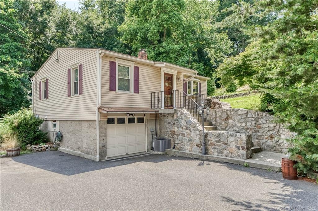 7 Bungay Road Seymour, CT 06483 - Photo 1 of 1