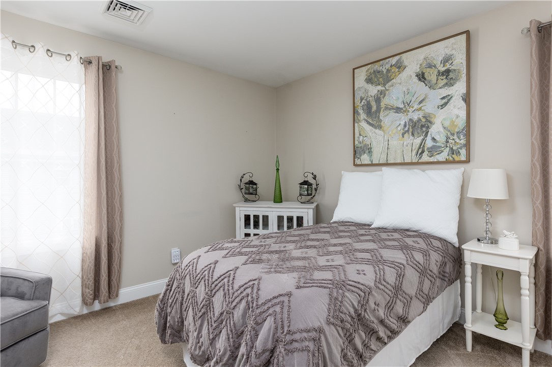 134 Cobble Hill Road Lincoln, RI 02865 - Photo 21 of 33