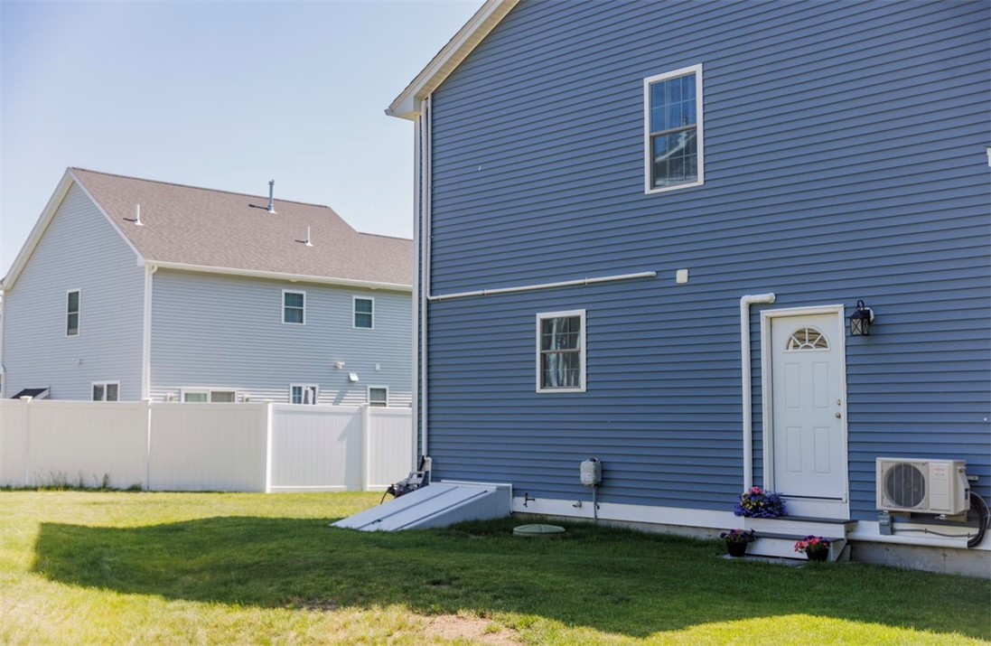 134 Cobble Hill Road Lincoln, RI 02865 - Photo 31 of 33