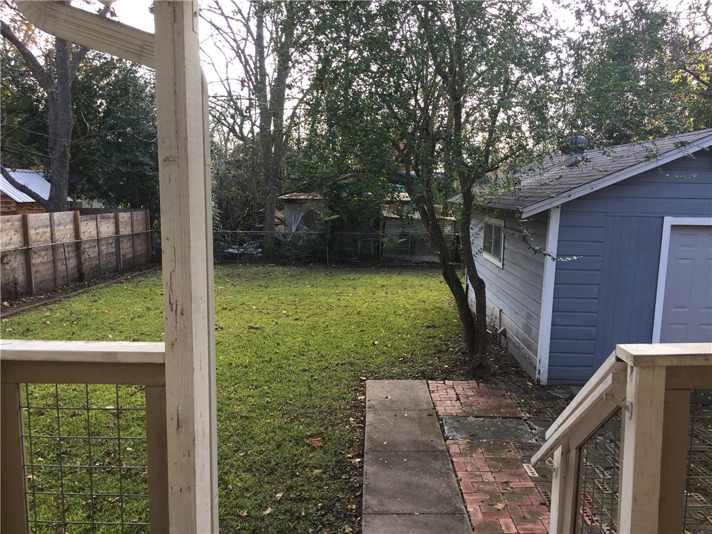1517 Piedmont Avenue Austin, TX 78757 - Photo 19 of 20