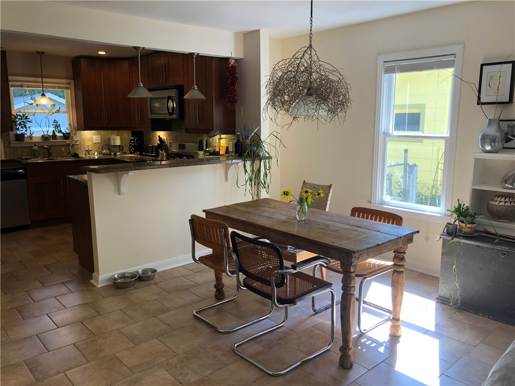 1517 Piedmont Avenue Austin, TX 78757 - Photo 7 of 20