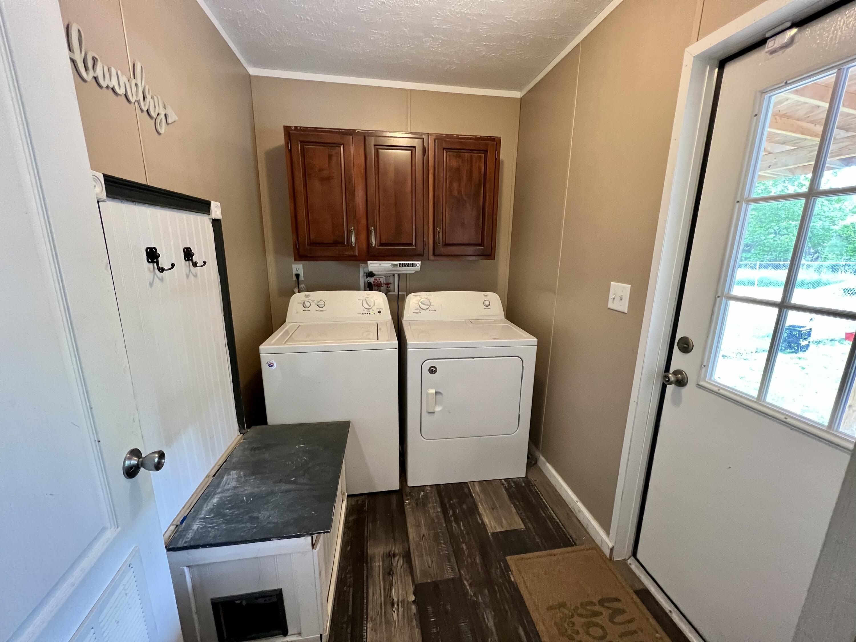 1145 Old Whitney Road Somerset, KY 42501 - Photo 21 of 65 Laundry Room