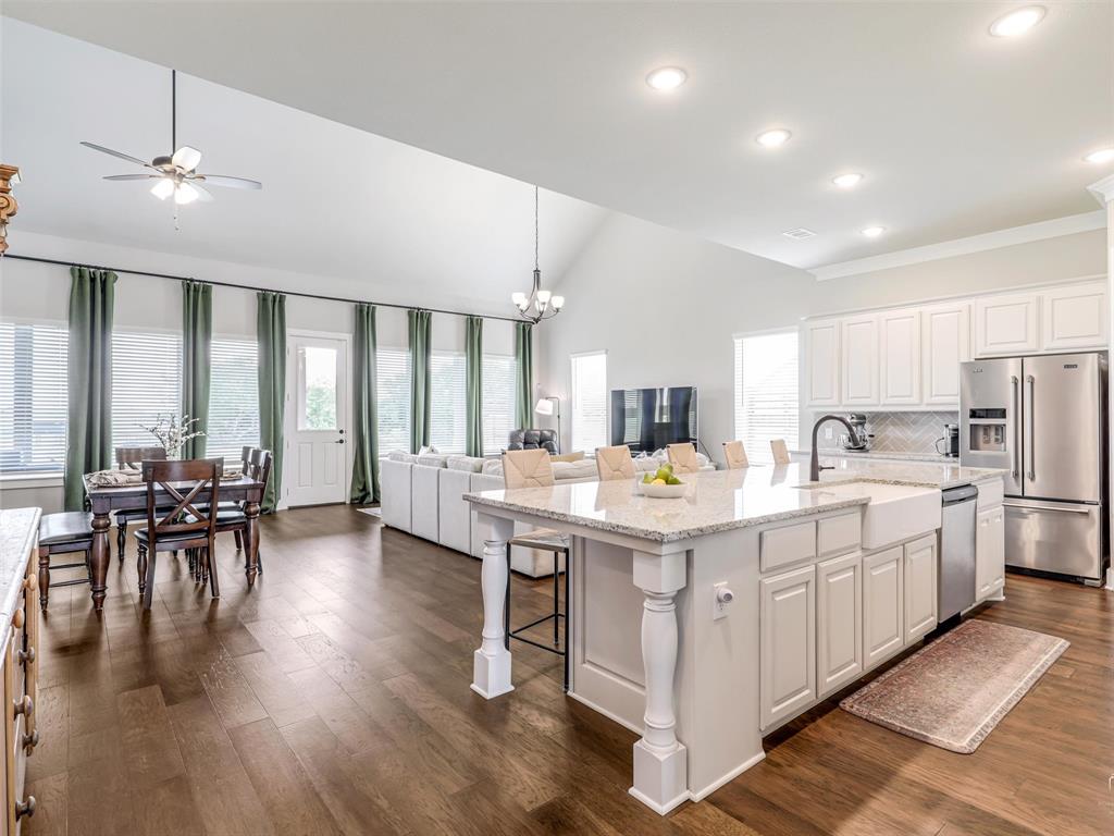 544 Majors Road Van Alstyne, TX 75495 - Photo 36 of 36 a view of kitchen with counter top space and wooden floor