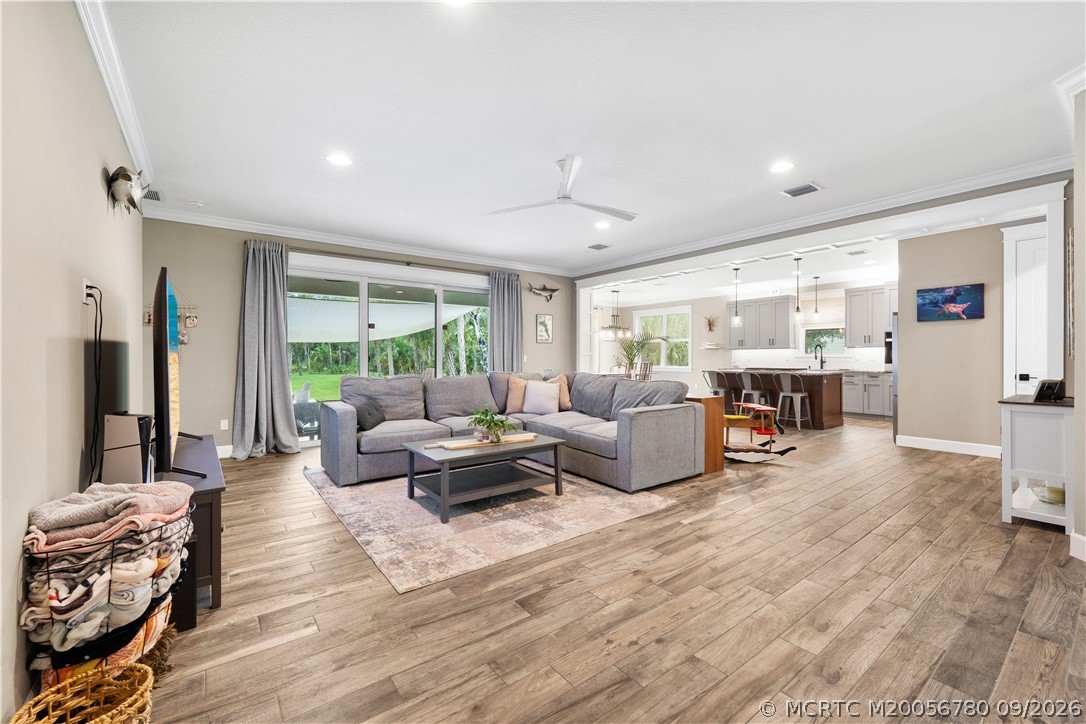 6930 Southwest Rattlesnake Run Palm City, FL 34990 - Photo 6 of 40 Gallery Image 6