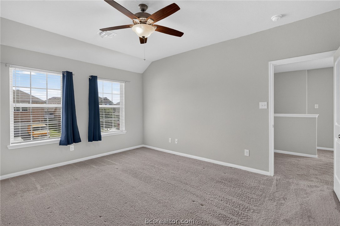 4702 Los Pines Way Bryan, TX 77807 - Photo 14 of 36 Gallery Image 14