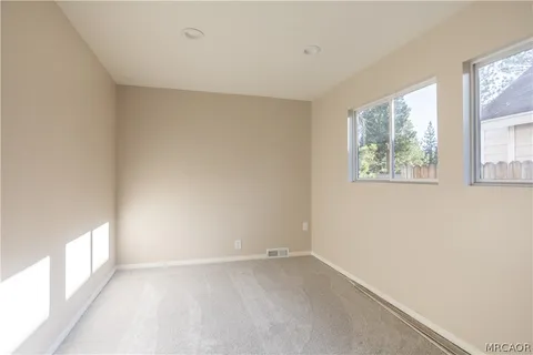 $439,000 | 40265 Mahanoy Lane, Big Bear Lake, CA 92315
