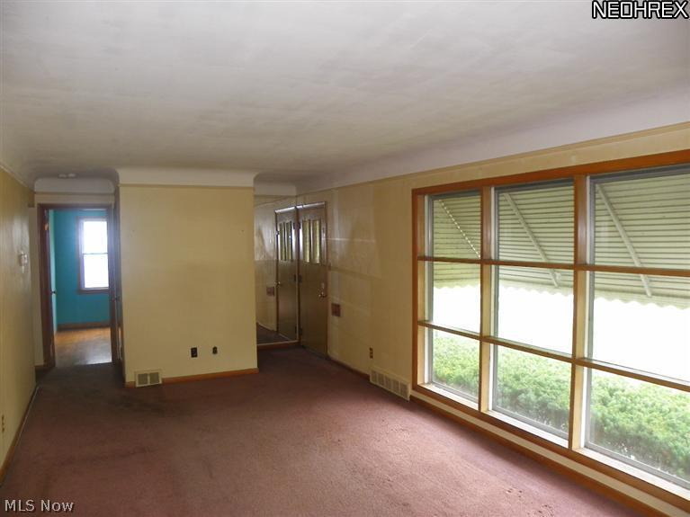 1799 Rush Road Wickliffe, OH 44092 - Photo 4 of 8 Gallery Image 4