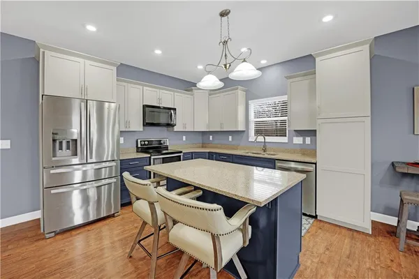 $529,500 | 27487 Isabella Lane, Warsaw, MO 65355