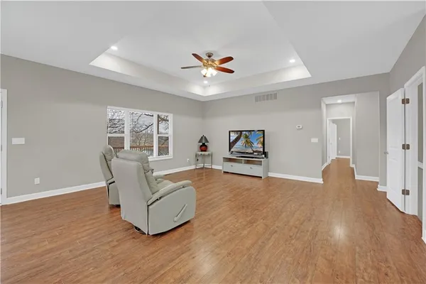 $529,500 | 27487 Isabella Lane, Warsaw, MO 65355