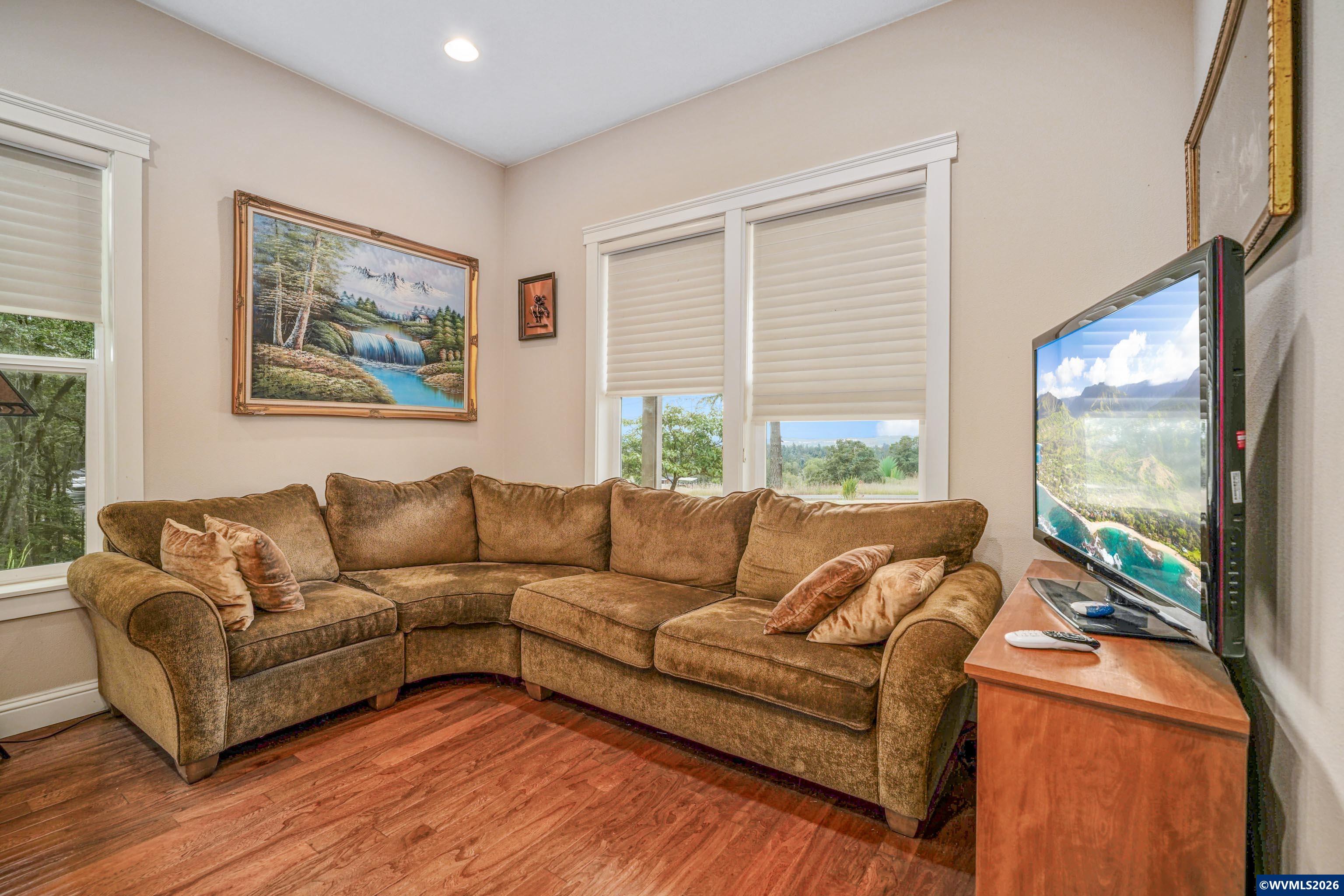 14255 Orchard Knob Road Dallas, OR 97338 - Photo 8 of 44