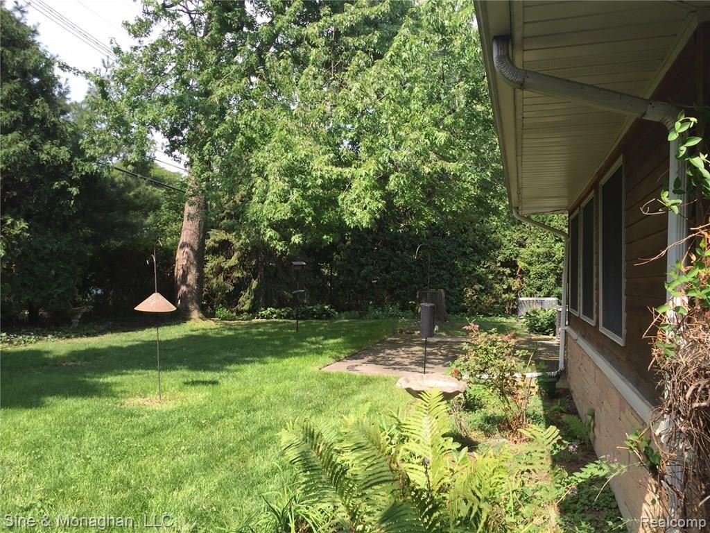 613 Hawthorne Road Grosse Pointe, MI 48236 - Photo 29 of 31 613 3.JPG