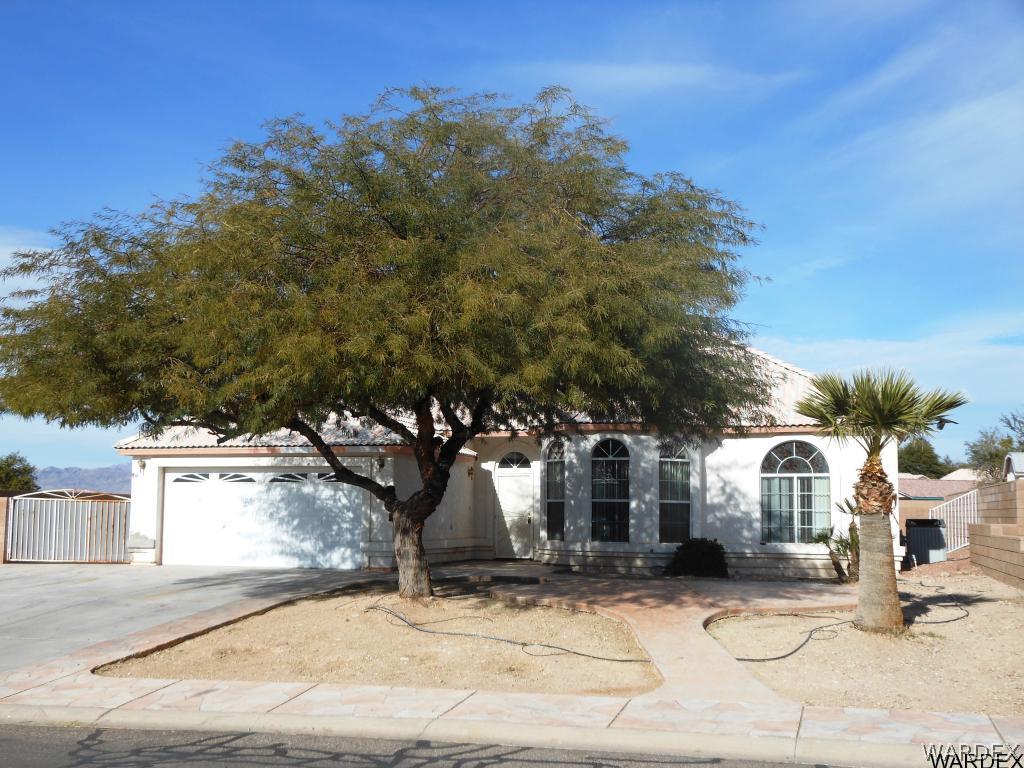 2135 Jamie Road Fort Mohave, AZ 86426 - Photo 1 of 18 Front Landscaped