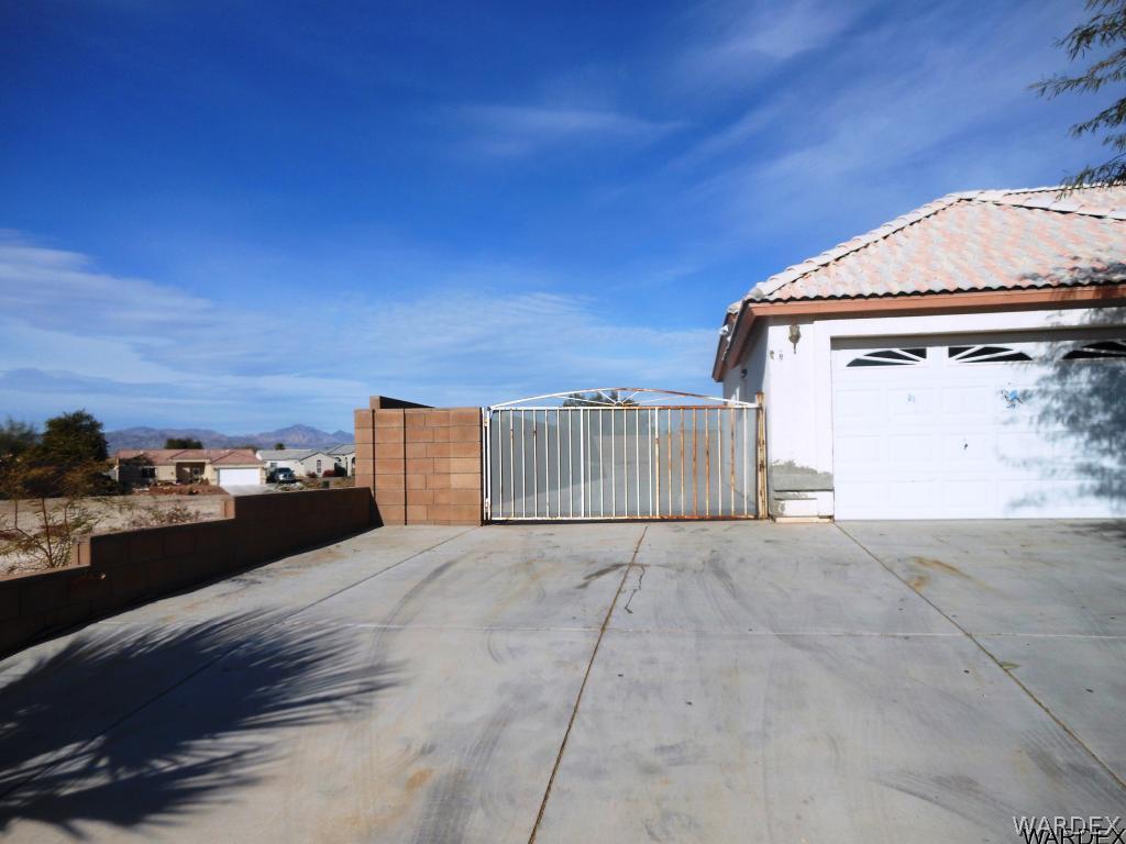 2135 Jamie Road Fort Mohave, AZ 86426 - Photo 2 of 18 Driveway Gated