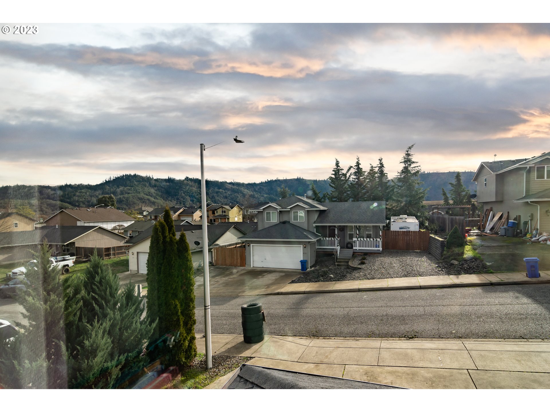 220 Northeast Rose Ridge Drive Winston, OR 97496 - Photo 23 of 32 Gallery Image 23