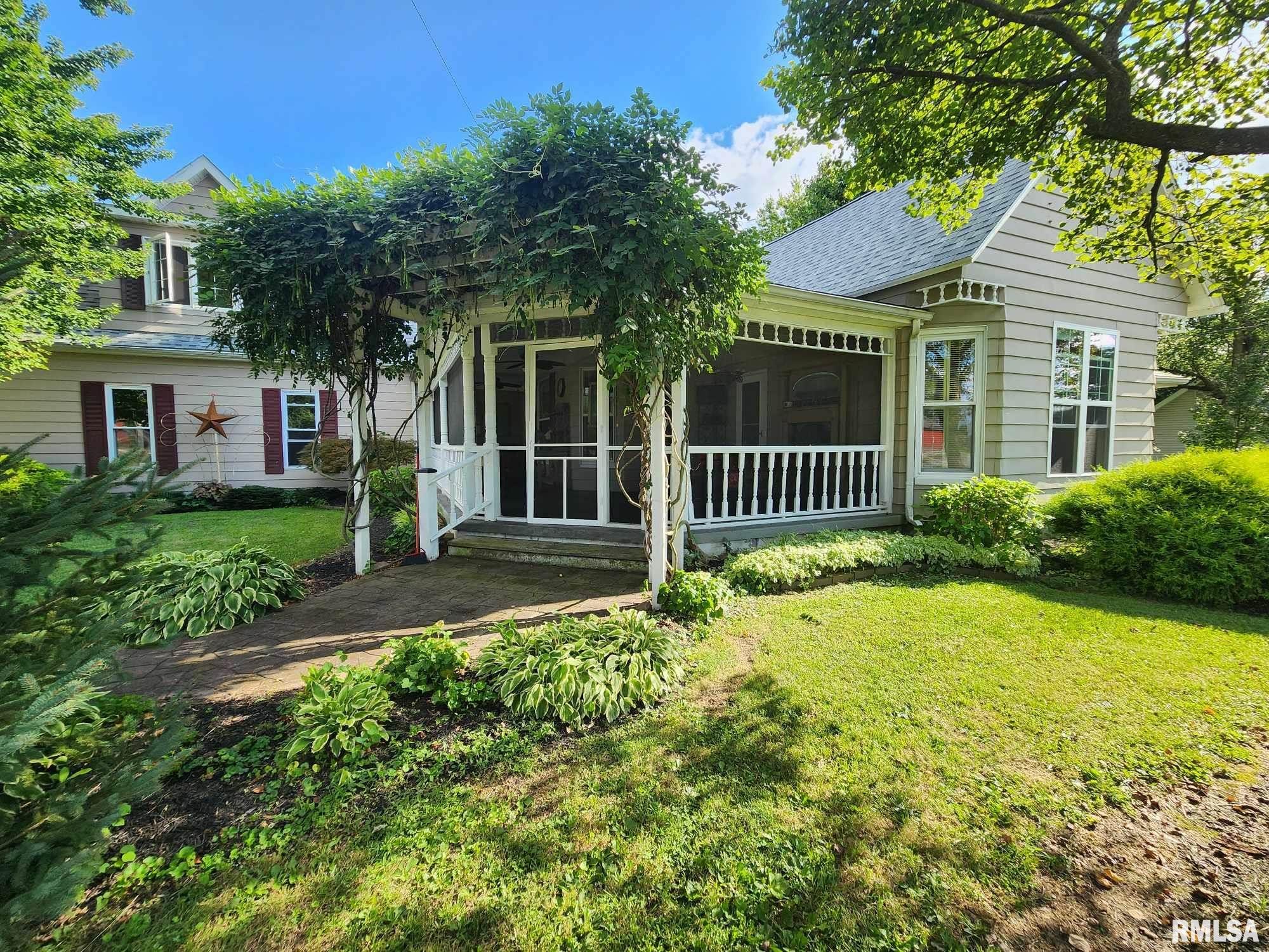 32 East Main Street Ewing, IL 62836 - Photo 3 of 63 Gallery Image 3