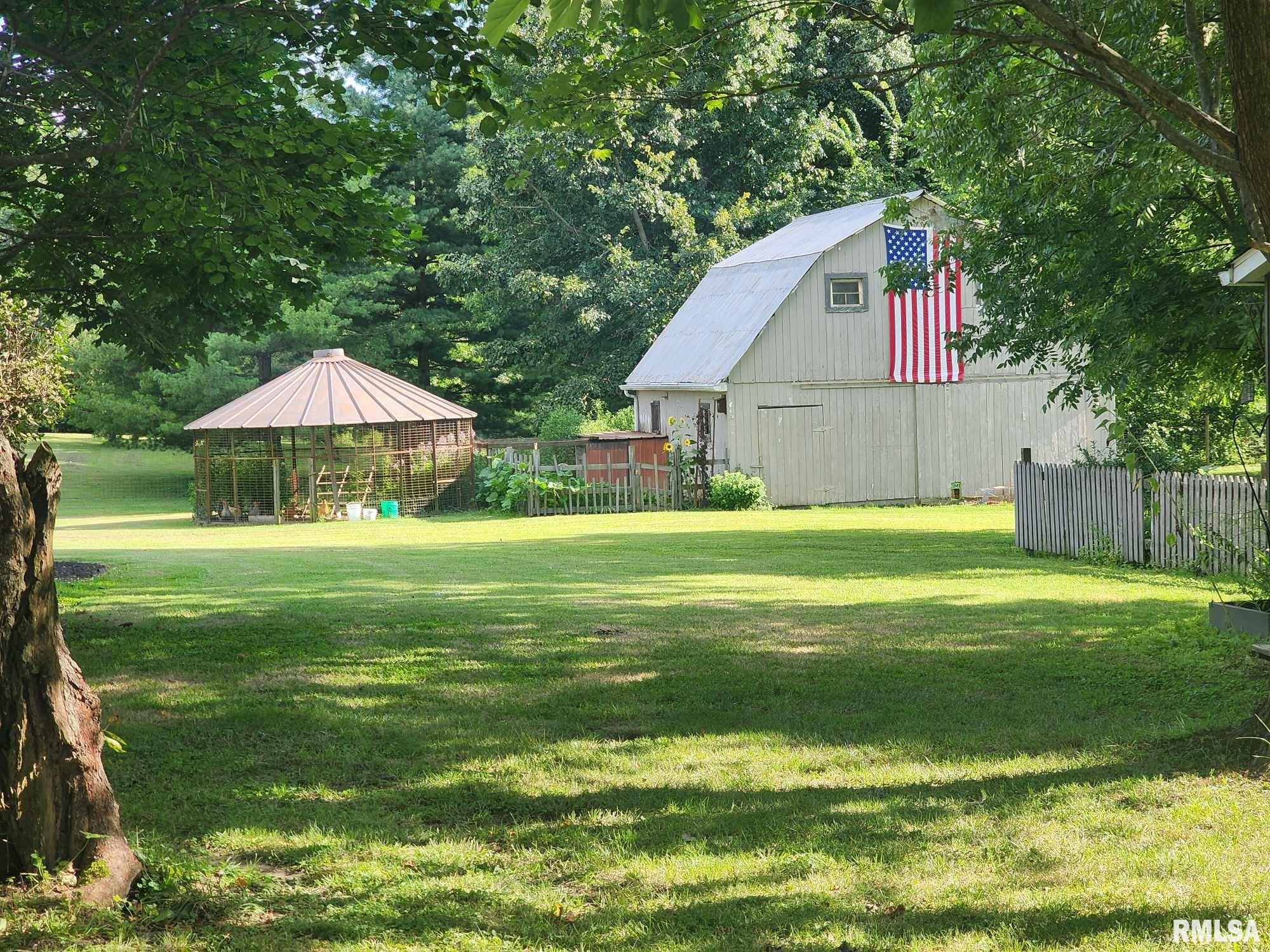 32 East Main Street Ewing, IL 62836 - Photo 6 of 63 Gallery Image 6