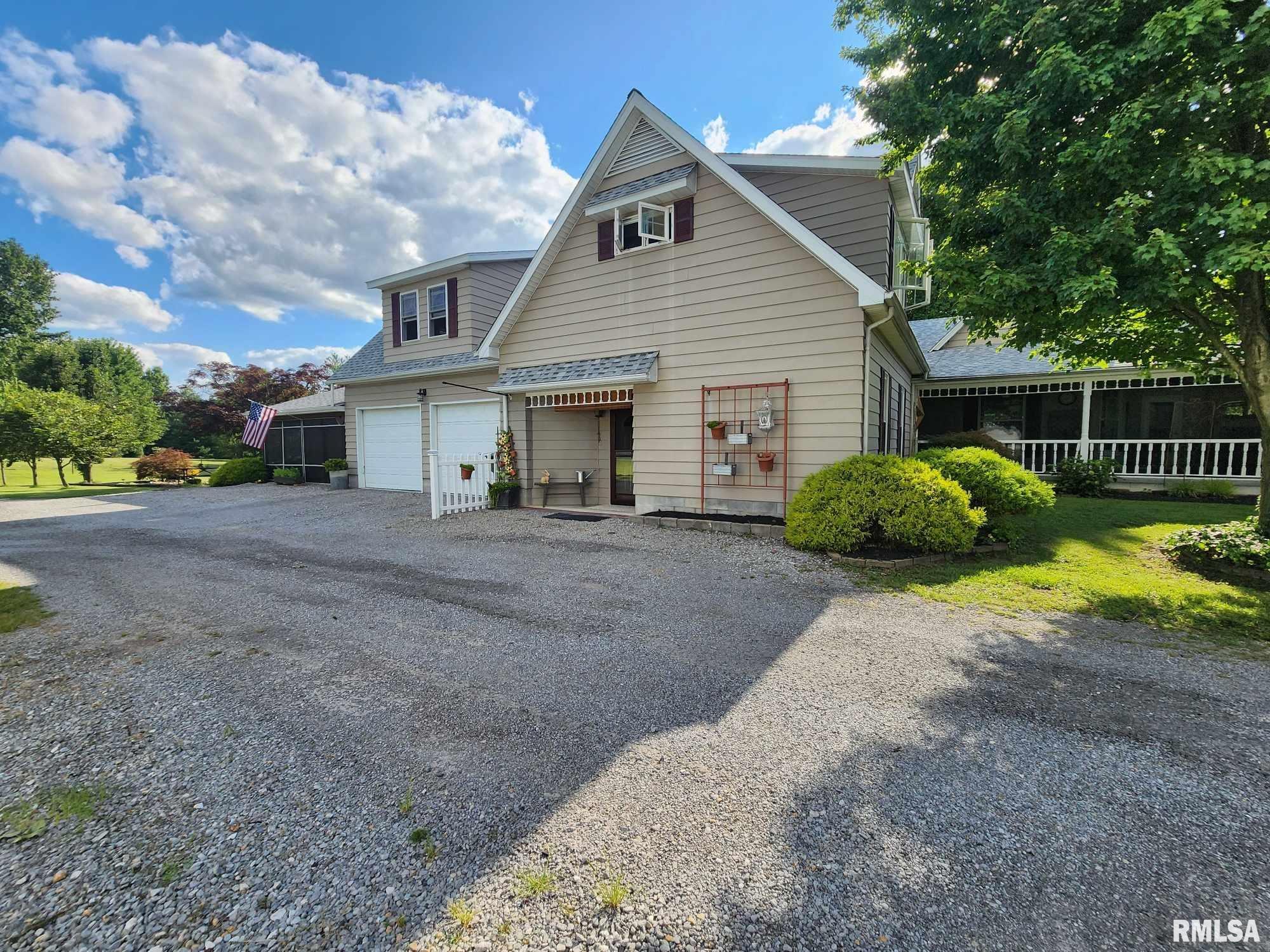 32 East Main Street Ewing, IL 62836 - Photo 8 of 63 Gallery Image 8