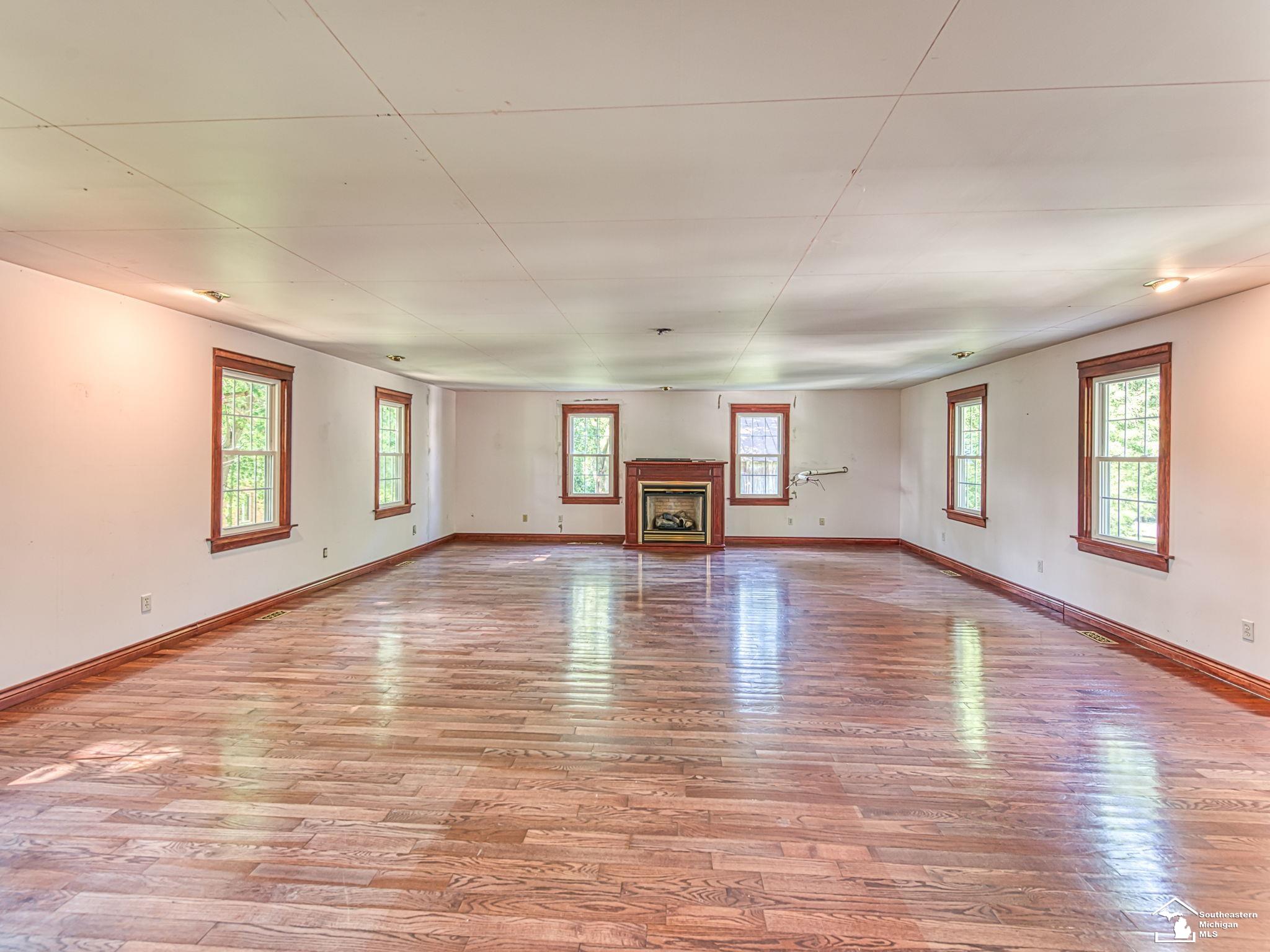 1660 West Sterns Road Temperance, MI 48182 - Photo 23 of 42