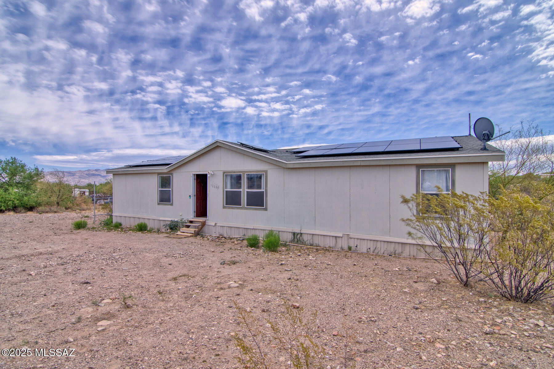 12695 South Ocotillo Ridge Trail Vail, AZ 85641 - Photo 2 of 43
