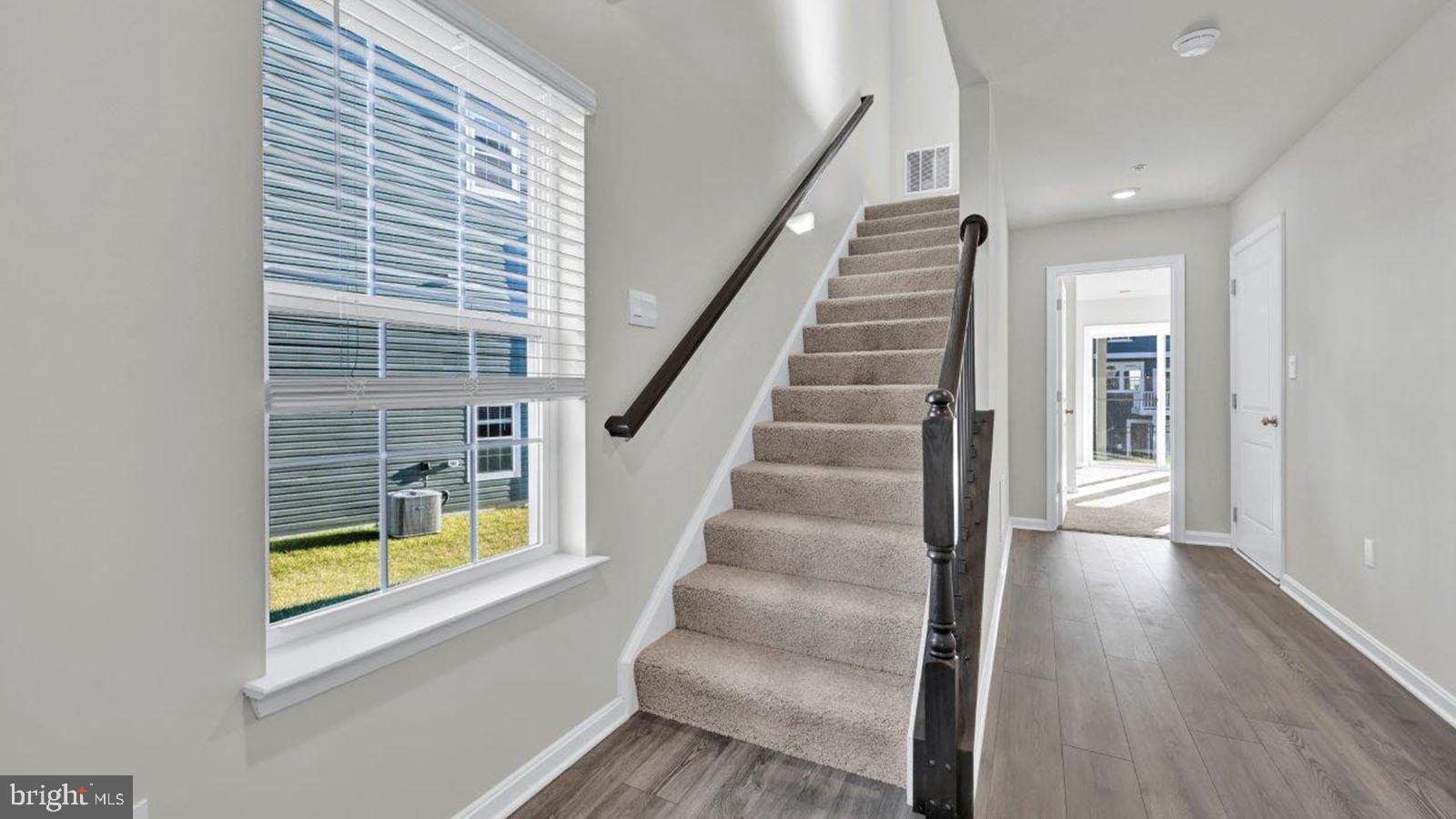 5011 Silver Oak Drive Rosedale, MD 21237 - Photo 4 of 31