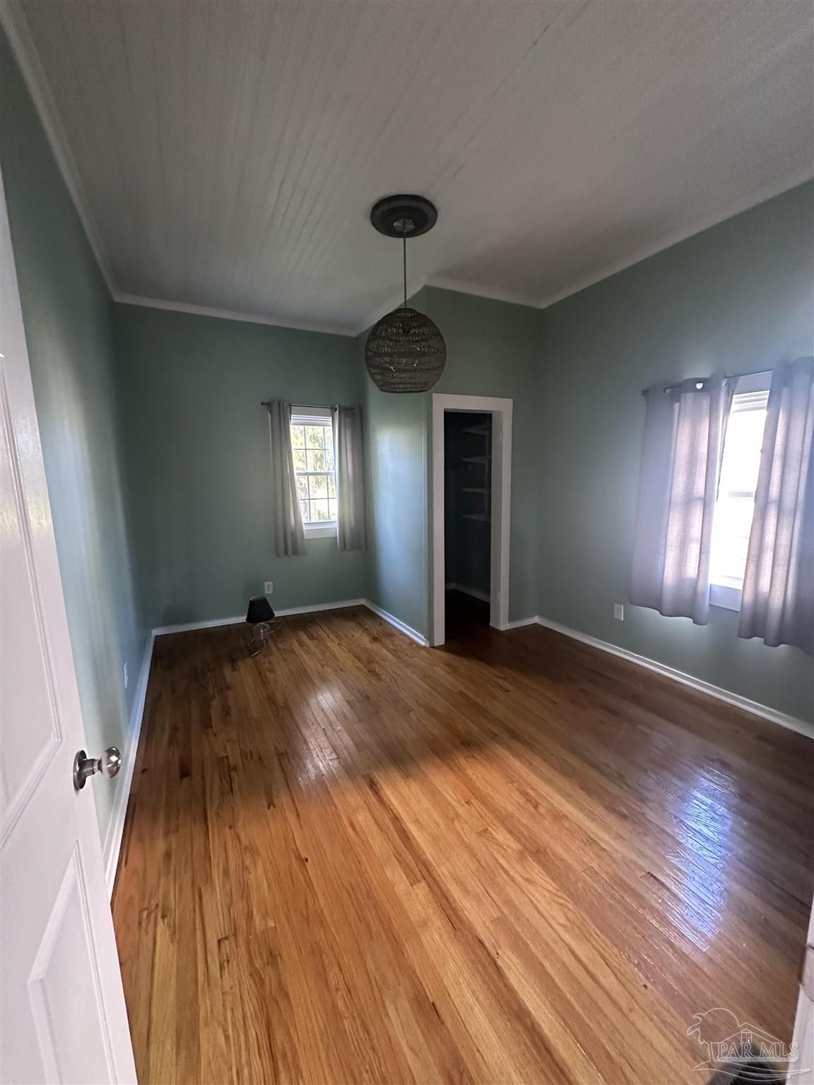 310 E Lane Pensacola, FL 32501 - Photo 5 of 13