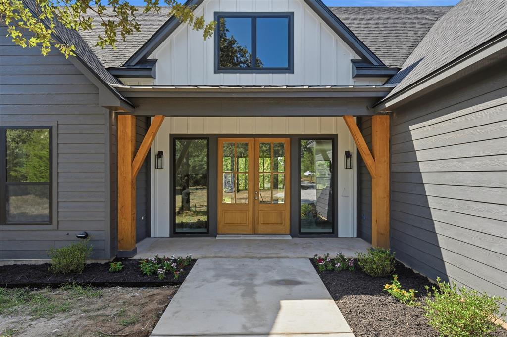 439 Pleasant Grove Road Waco, TX 76705 - Photo 2 of 11