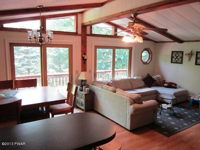 124 Pebble Rock Road Lackawaxen, PA 18435 - Photo 4 of 15