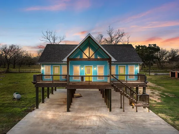 $439,900 | 10270 County Road 112, Van Vleck, TX 77482