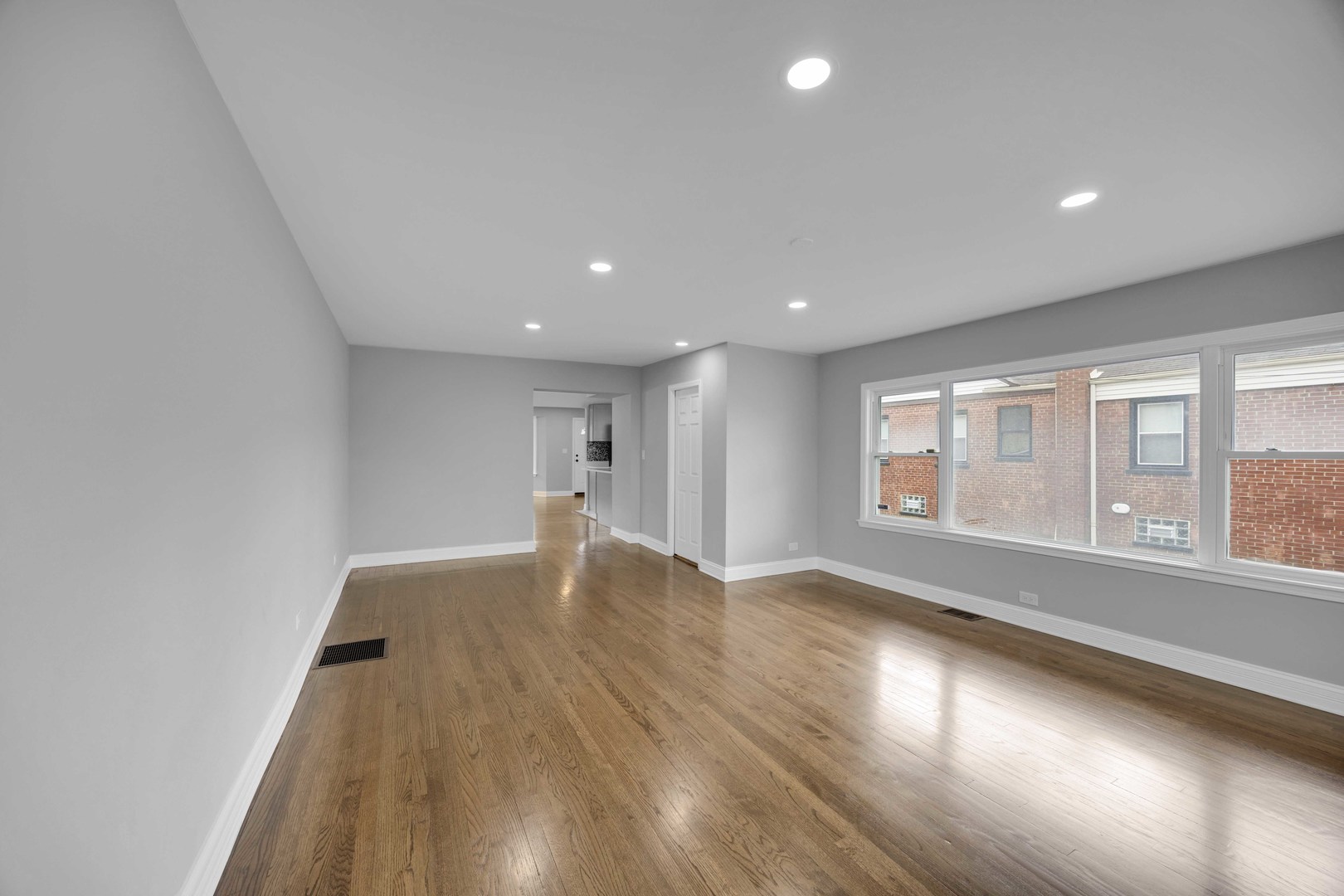 10626 South Lowe Avenue Chicago, IL 60628 - Photo 16 of 18