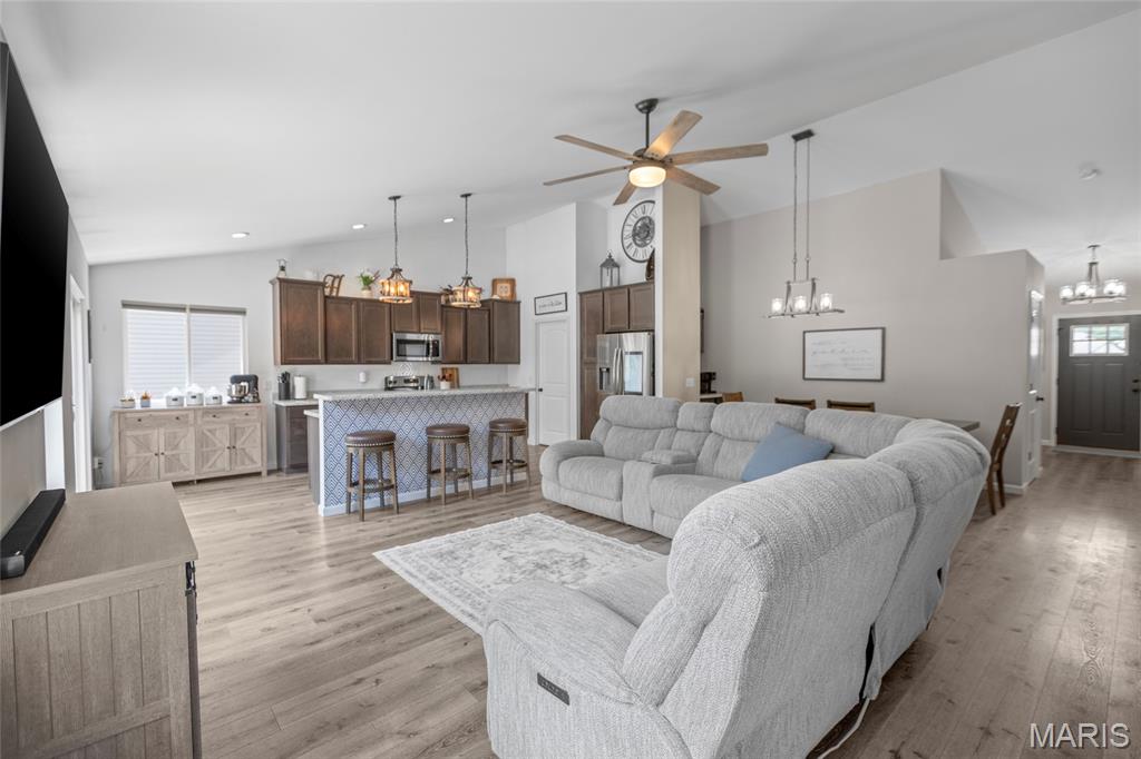 1927 Rolling Stone Boulevard Pevely, MO 63070 - Photo 25 of 34