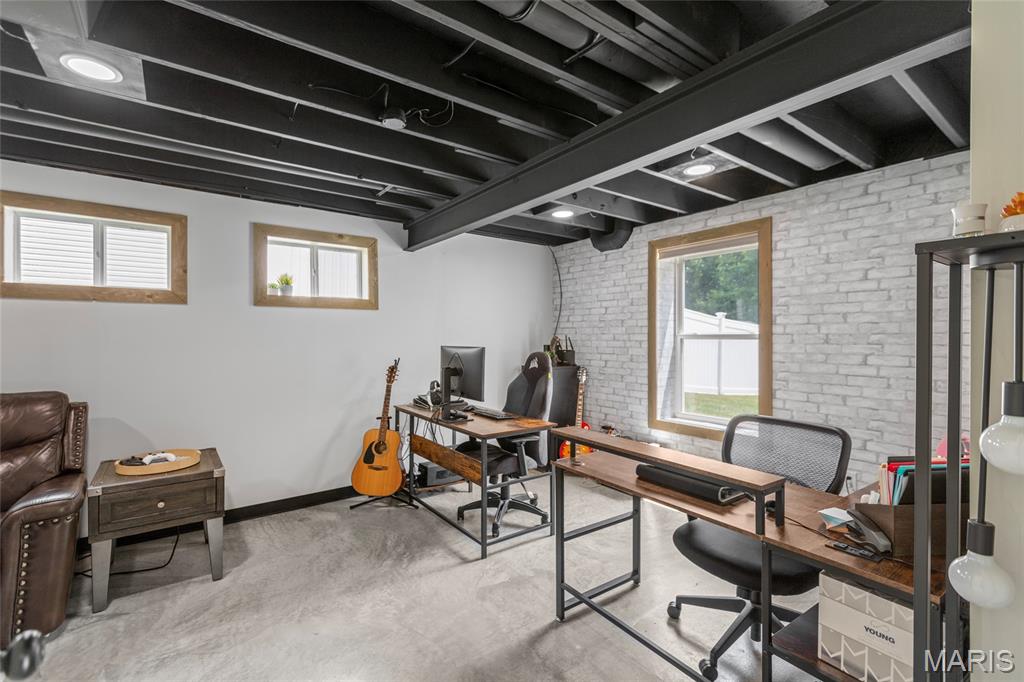 1927 Rolling Stone Boulevard Pevely, MO 63070 - Photo 31 of 34