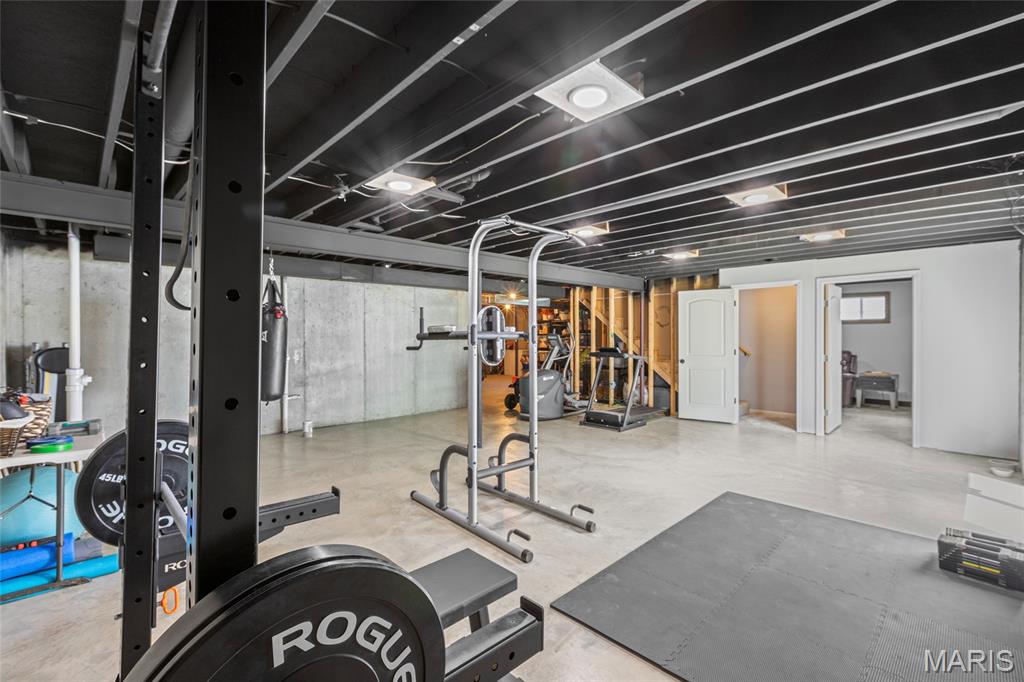 1927 Rolling Stone Boulevard Pevely, MO 63070 - Photo 34 of 34