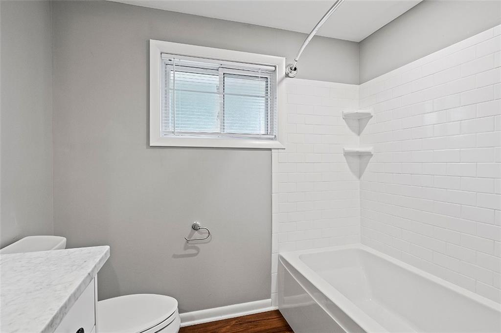1015 Thorn Run Road Coraopolis, PA 15108 - Photo 13 of 25 Gallery Image 13