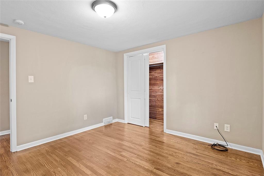 1015 Thorn Run Road Coraopolis, PA 15108 - Photo 15 of 25 Gallery Image 15