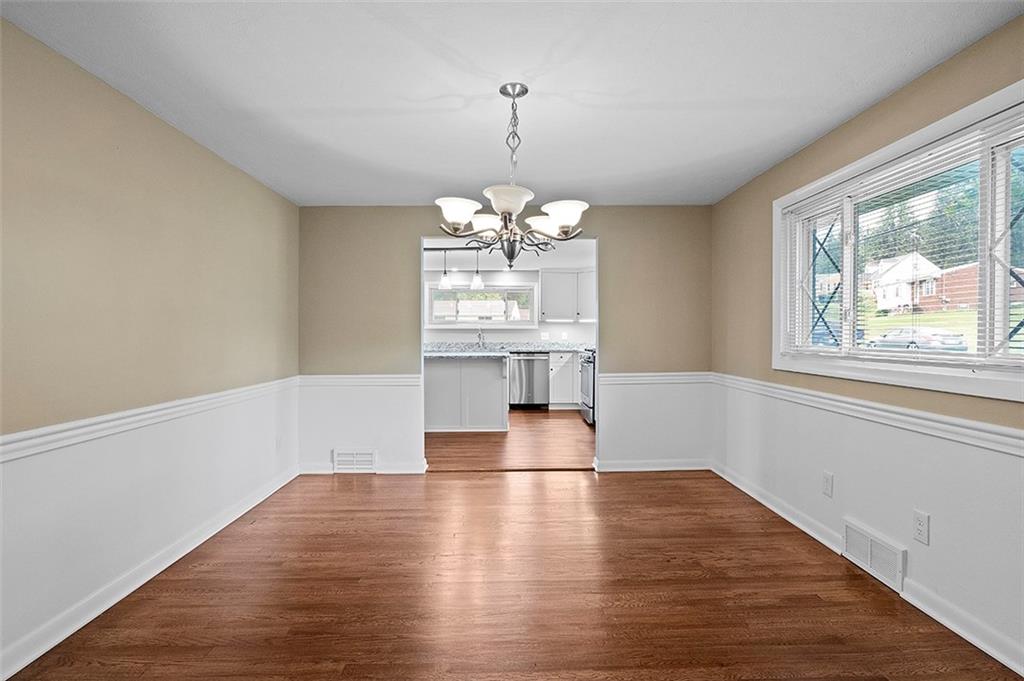1015 Thorn Run Road Coraopolis, PA 15108 - Photo 5 of 25 Gallery Image 5