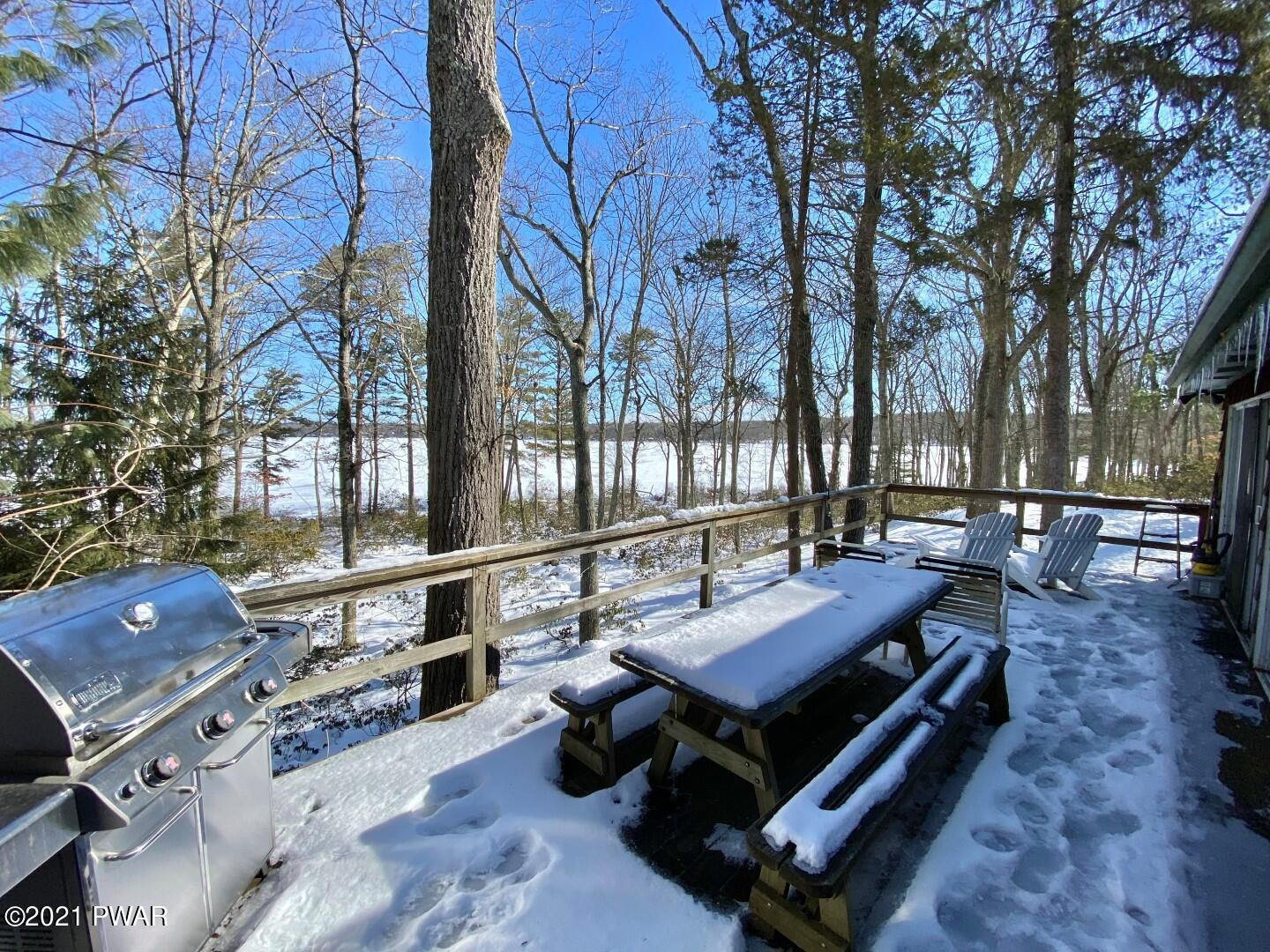 199 Jacob Weber Road Shohola, PA 18458 - Photo 6 of 26 6-deck