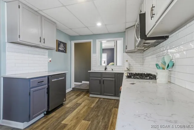 $499,000 | 376 Wundervue Circle, Climax Springs, MO 65324