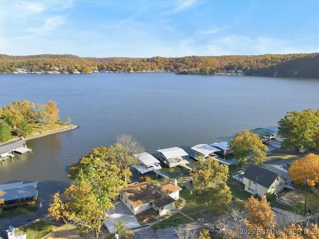 $499,000 | 376 Wundervue Circle, Climax Springs, MO 65324