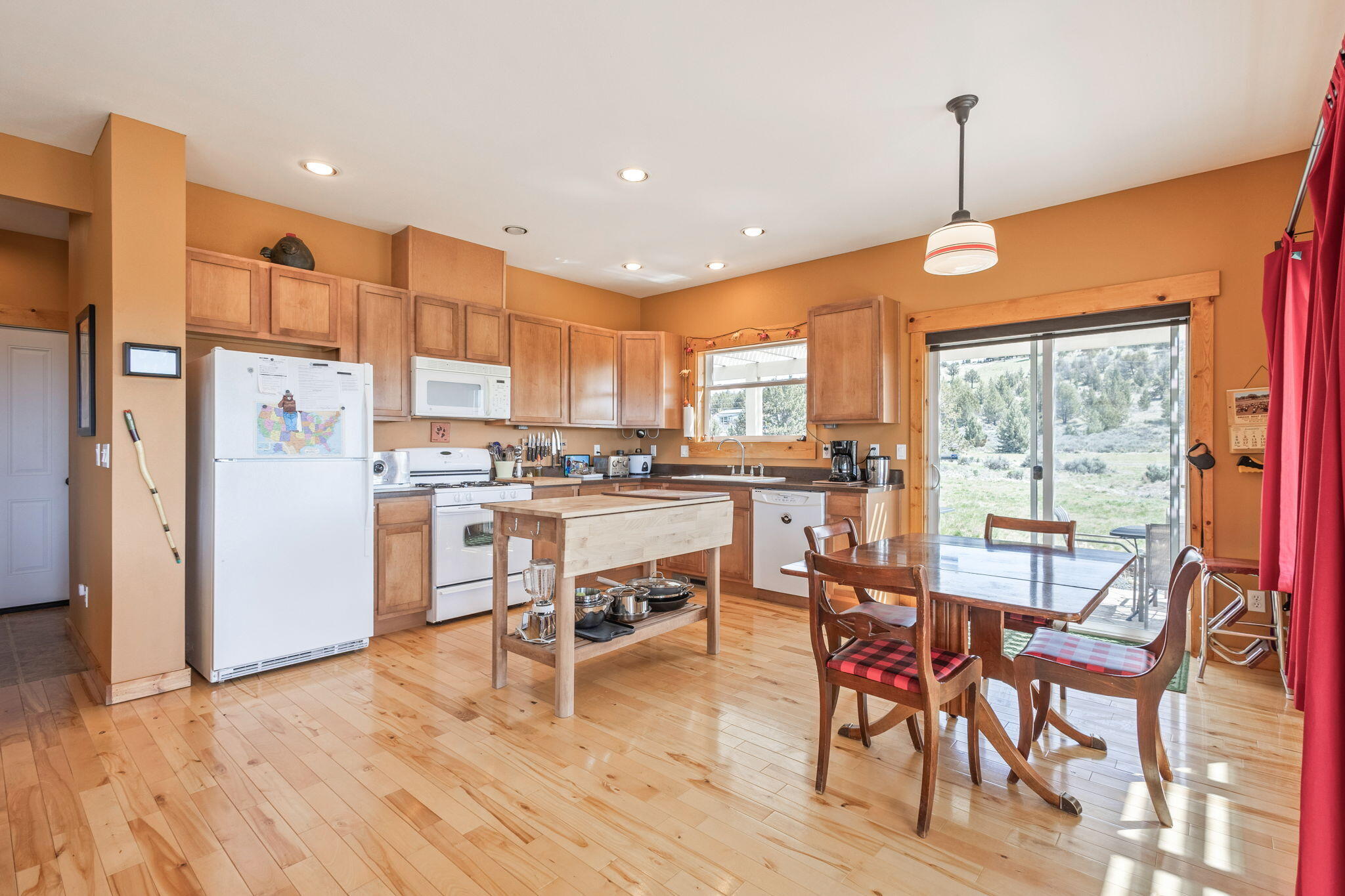 5200 Southeast Moki Road Prineville, OR 97754 - Photo 15 of 54 Gallery Image 15