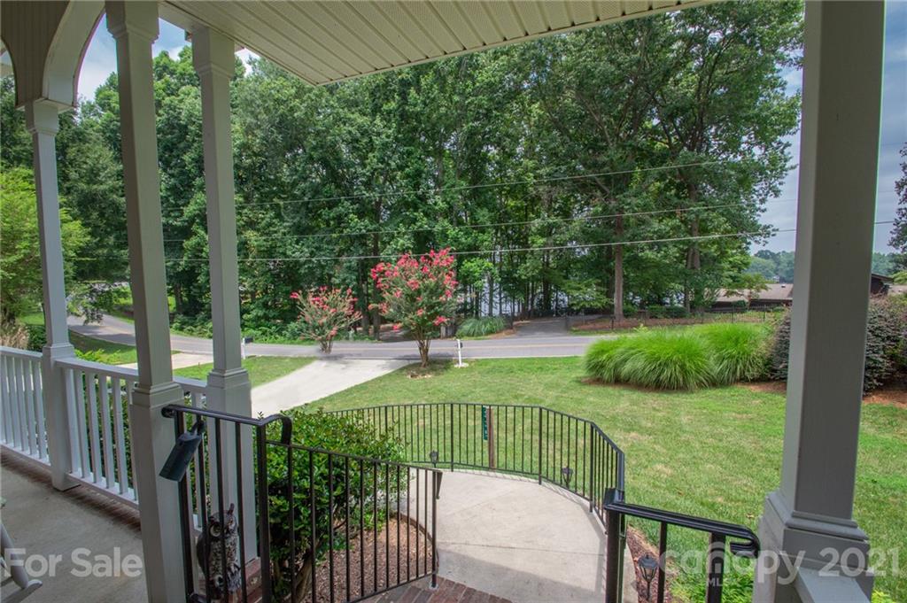 335 Beaten Path Road Mooresville, NC 28117 - Photo 3 of 21 Gallery Image 3