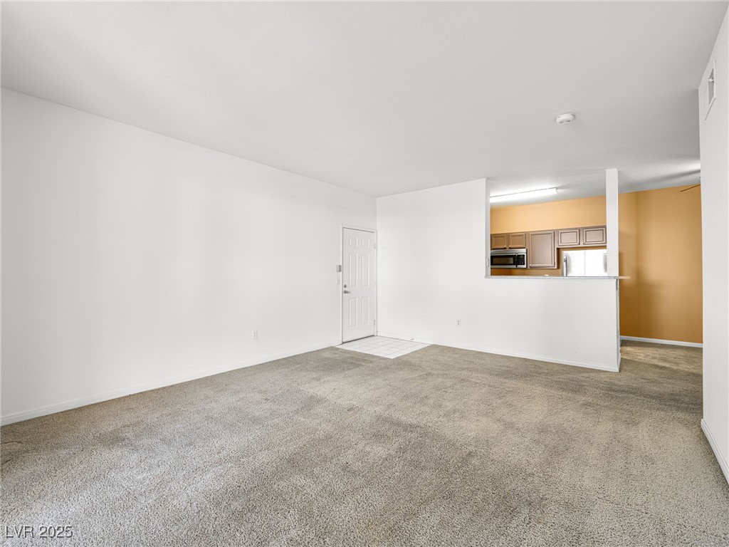 231 West Horizon Ridge Parkway, Unit 212 Henderson, NV 89012 - Photo 7 of 30