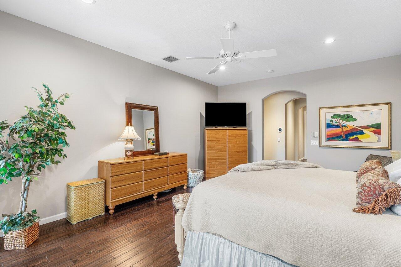 11082 Silver Ridge Street Wellington, FL 33449 - Photo 24 of 38 027-11082SilverRidgeStreet-Wellington-FL