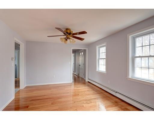 40 Acorn Road Northbridge, MA 01588 - Photo 11 of 30
