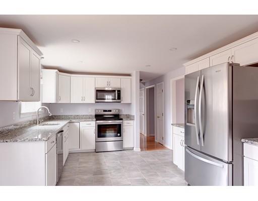 40 Acorn Road Northbridge, MA 01588 - Photo 5 of 30