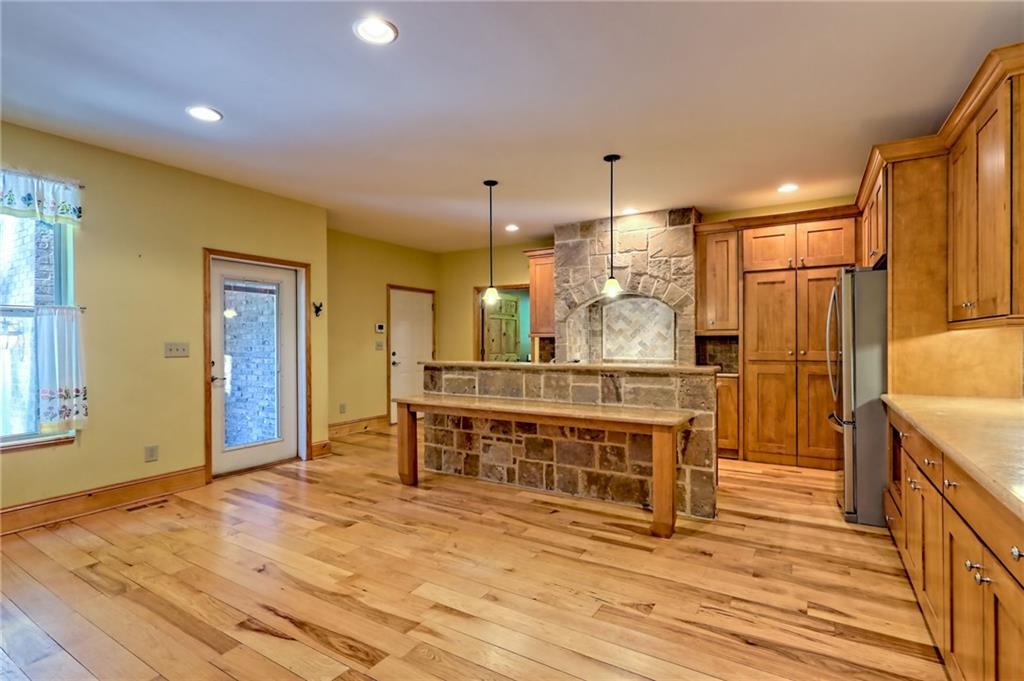 876 Whitetail Trail Clayton, GA 30525 - Photo 10 of 85