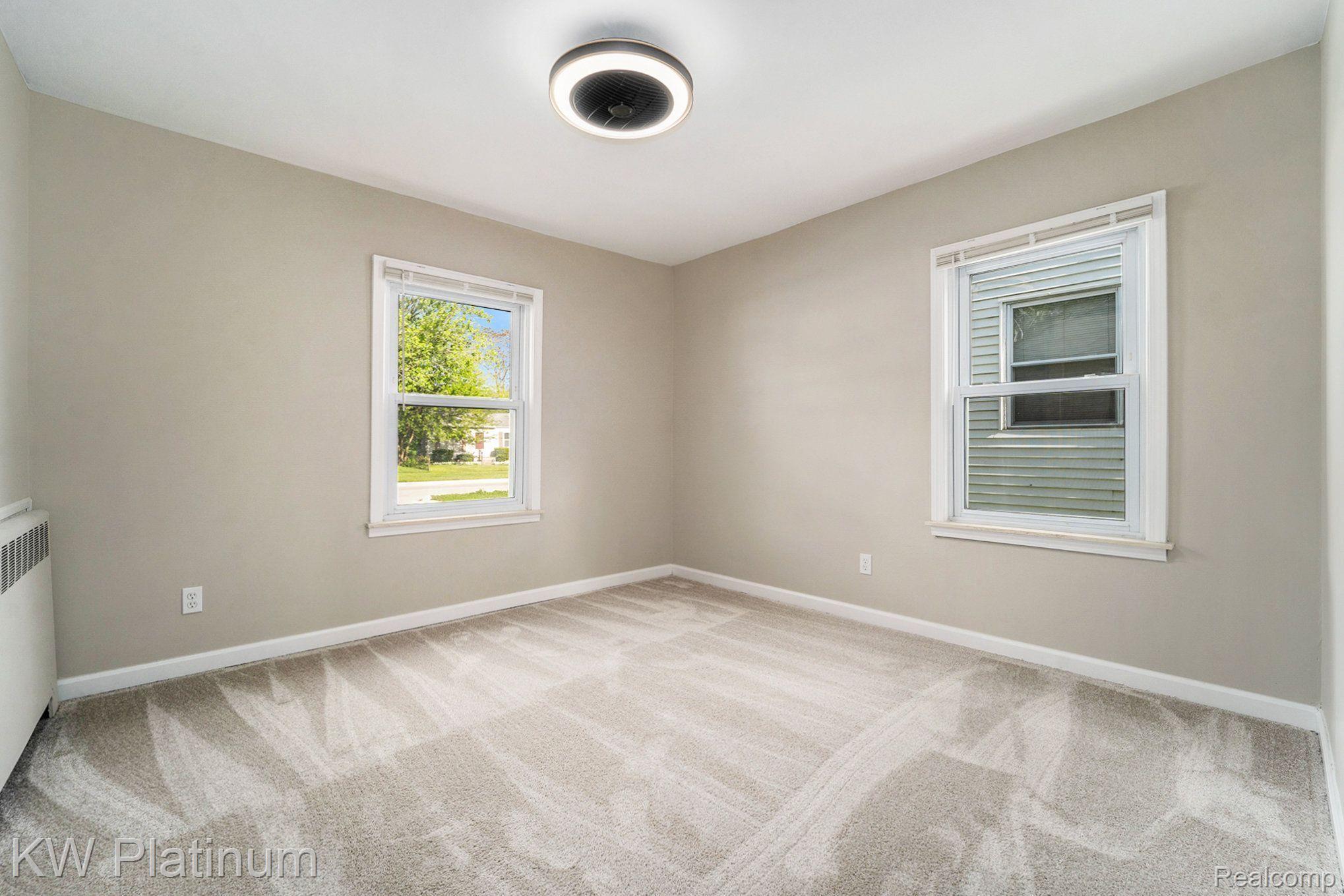 21267 Waltham Road Warren, MI 48089 - Photo 12 of 21 Gallery Image 12